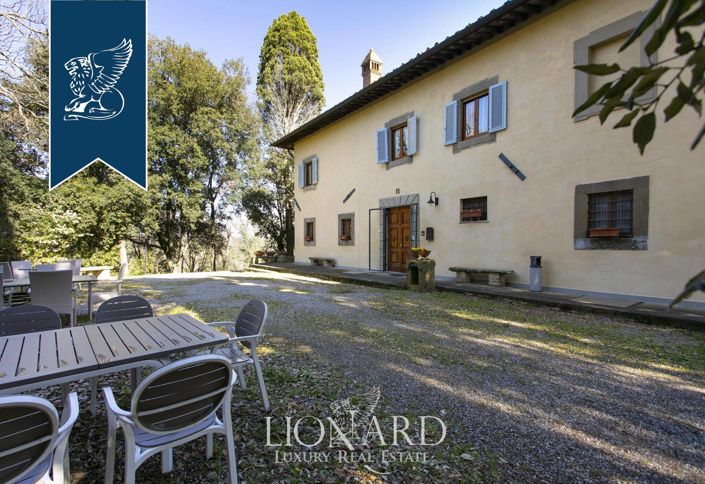 Image No.7-10 Bed Villa for sale