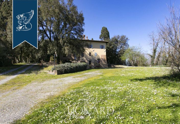 Image No.9-10 Bed Villa for sale