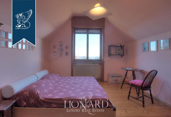 Image No.28-8 Bed Villa for sale