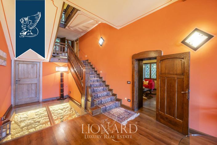 Image No.9-5 Bed Villa for sale