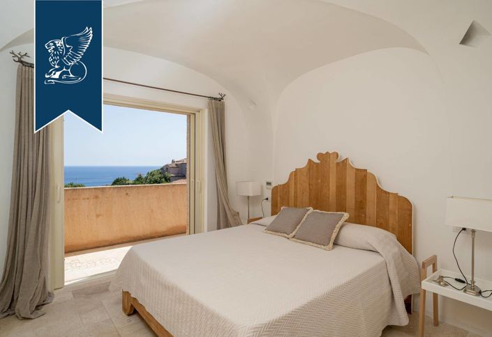 Image No.25-5 Bed Villa for sale