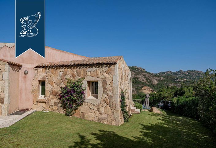 Image No.37-5 Bed Villa for sale