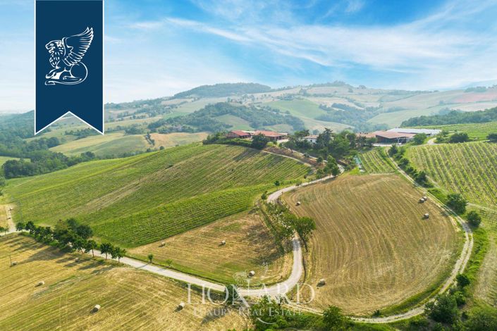 Image No.12-5 Bed Villa for sale