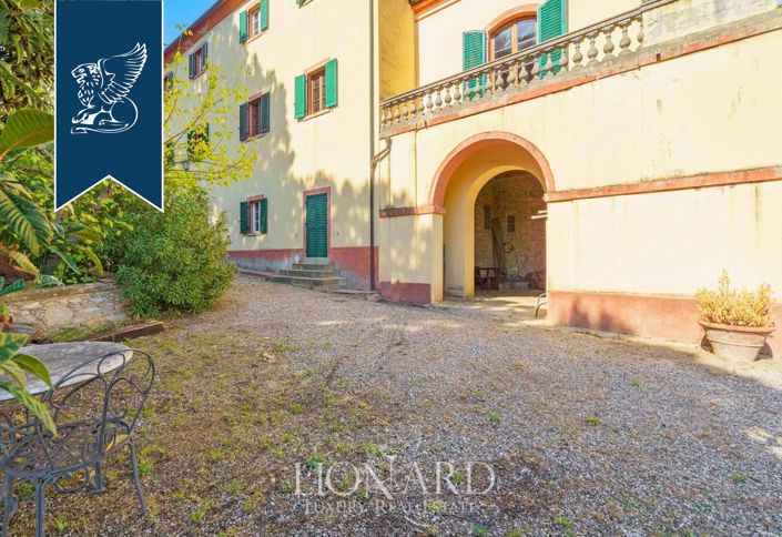 Image No.19-15 Bed Villa for sale