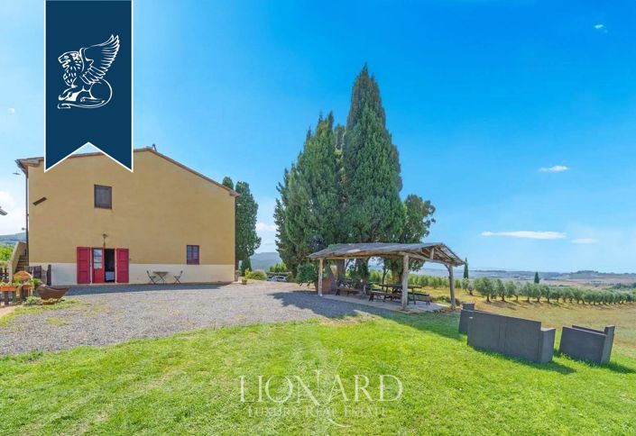 Image No.5-15 Bed Villa for sale