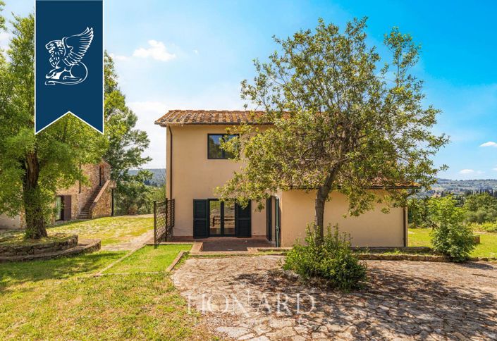 Image No.17-13 Bed Country House for sale