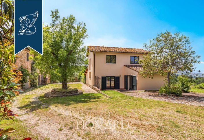 Image No.18-13 Bed Country House for sale