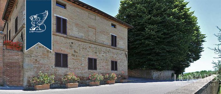 Image No.2-25 Bed Hotel for sale