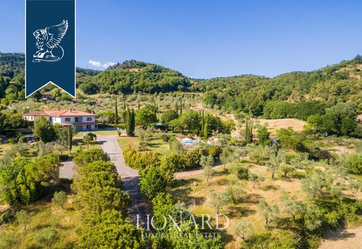 Image No.2-6 Bed Villa for sale