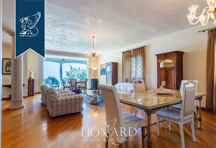 Image No.43-6 Bed Villa for sale