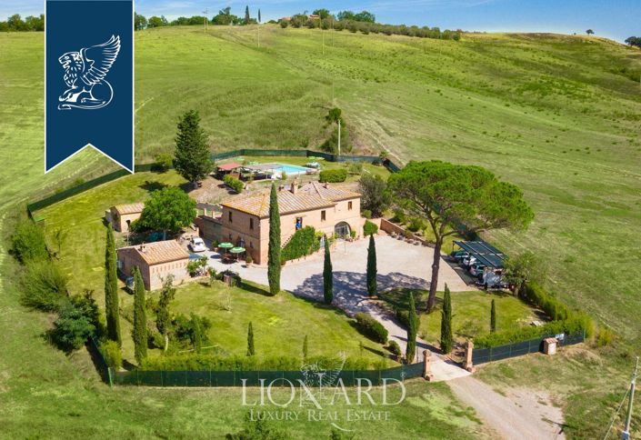 Image No.18-6 Bed Villa for sale