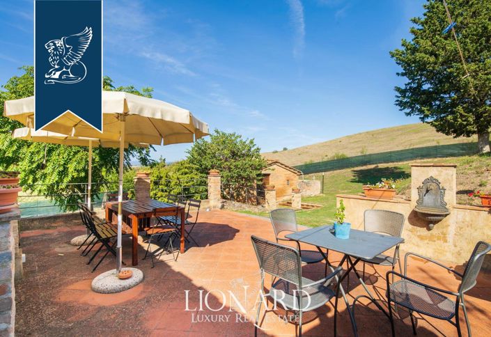 Image No.4-6 Bed Villa for sale