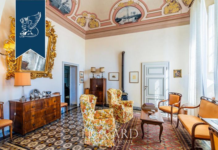 Image No.24-9 Bed Villa for sale