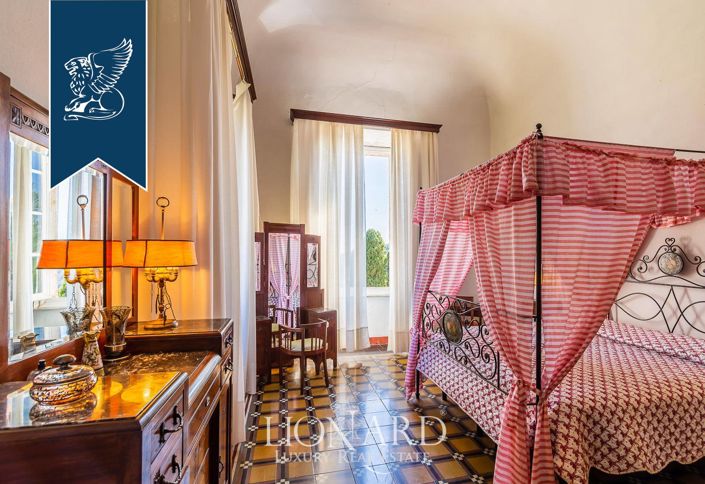 Image No.29-9 Bed Villa for sale