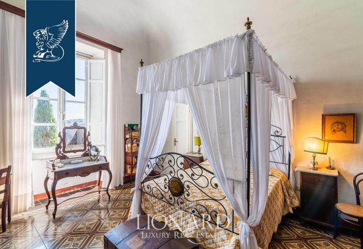 Image No.30-9 Bed Villa for sale