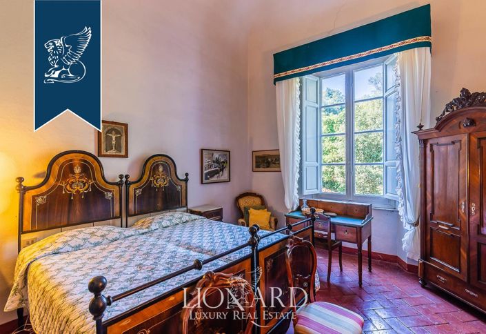 Image No.31-9 Bed Villa for sale