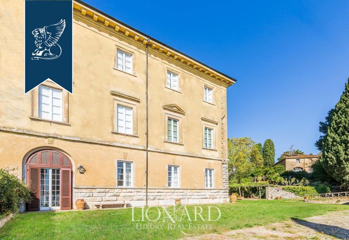 Image No.6-9 Bed Villa for sale