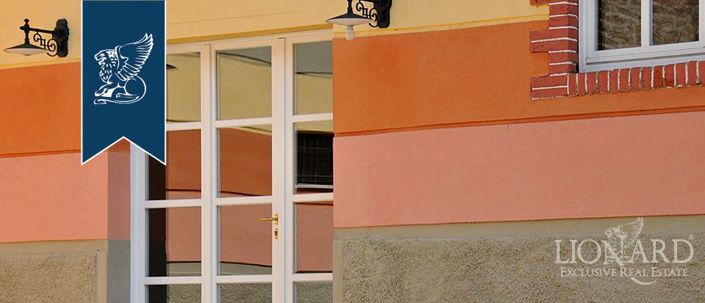 Image No.4-9 Bed Country House for sale