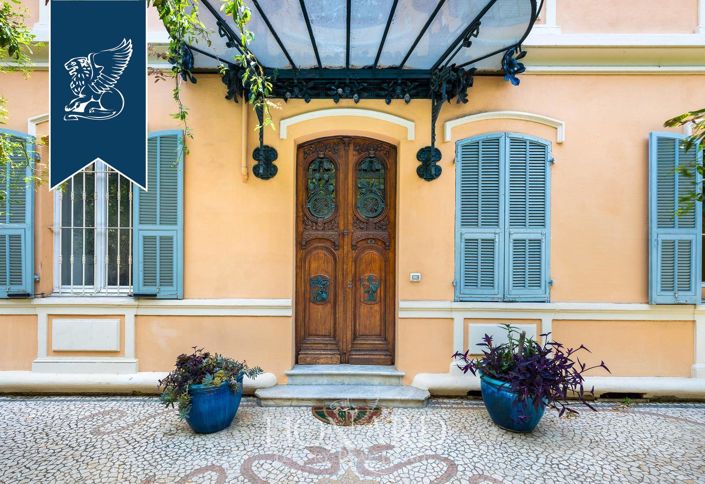 Image No.10-6 Bed Villa for sale