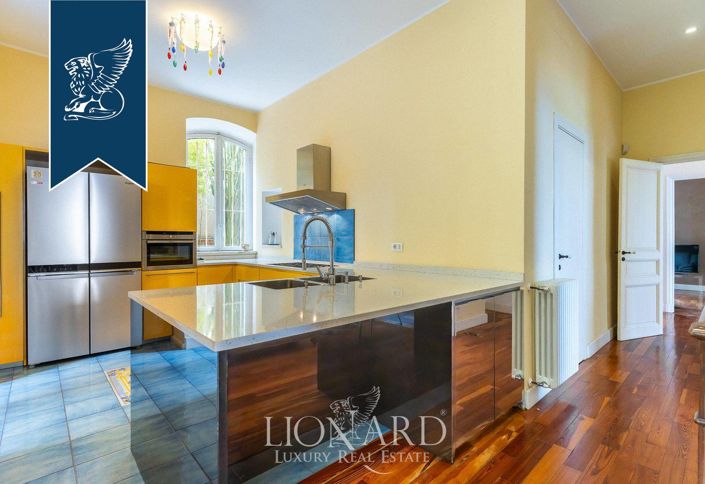 Image No.19-6 Bed Villa for sale