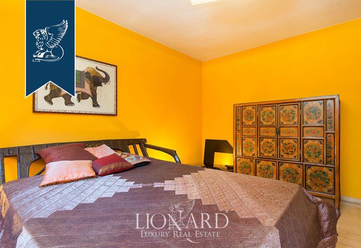 Image No.20-7 Bed Villa for sale