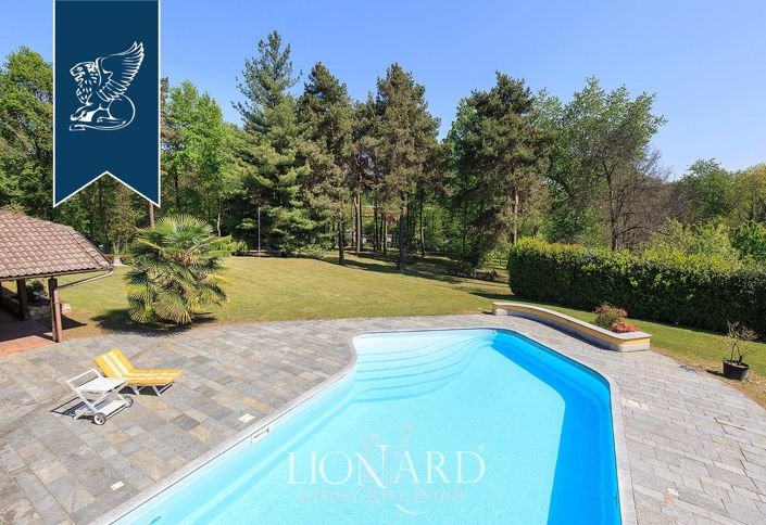 Image No.4-7 Bed Villa for sale