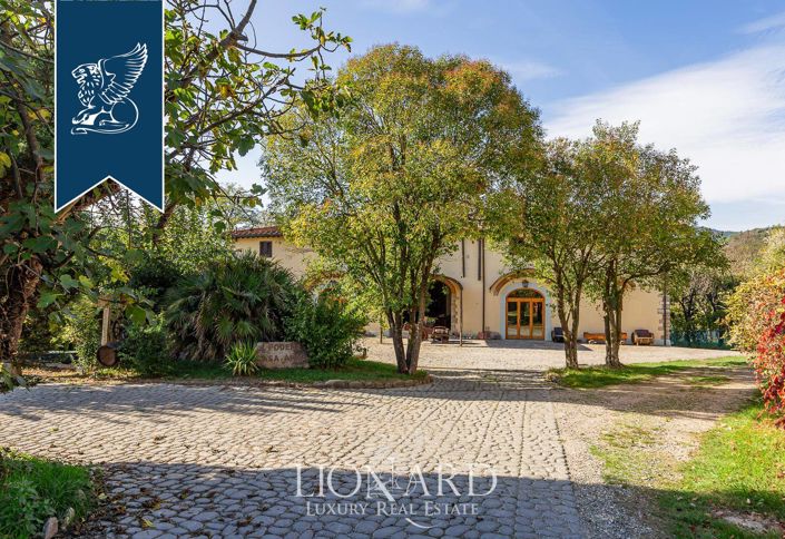 Image No.14-12 Bed Country House for sale