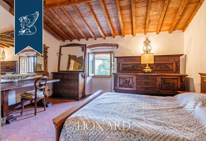 Image No.26-12 Bed Country House for sale