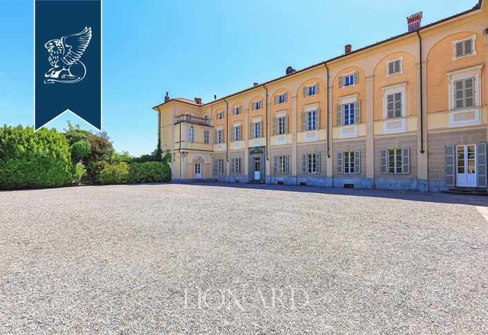 Image No.17-45 Bed Hotel for sale