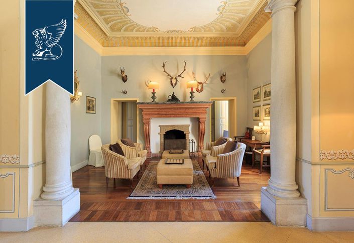 Image No.28-45 Bed Hotel for sale