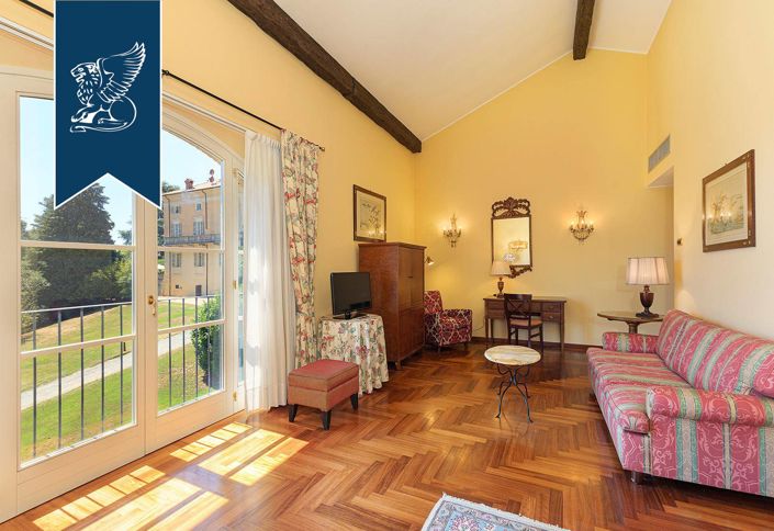 Image No.55-45 Bed Hotel for sale