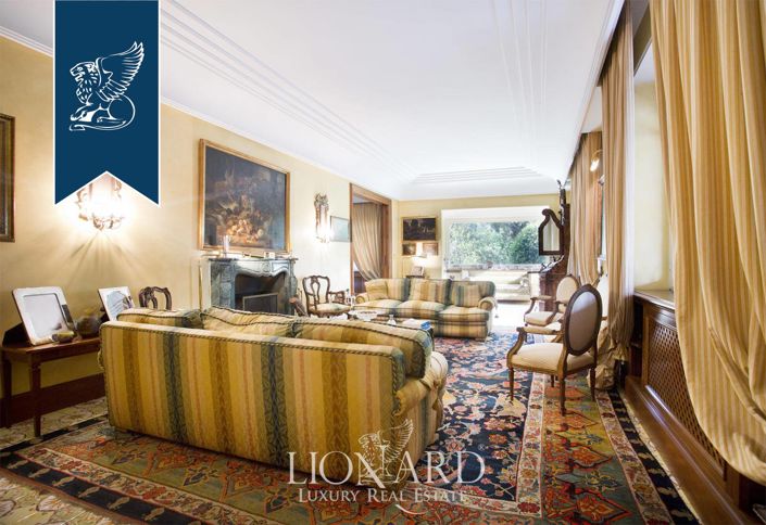 Image No.14-10 Bed Villa for sale