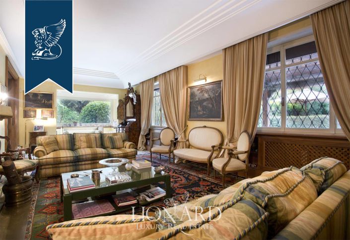 Image No.15-10 Bed Villa for sale