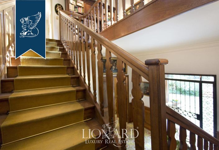 Image No.29-10 Bed Villa for sale