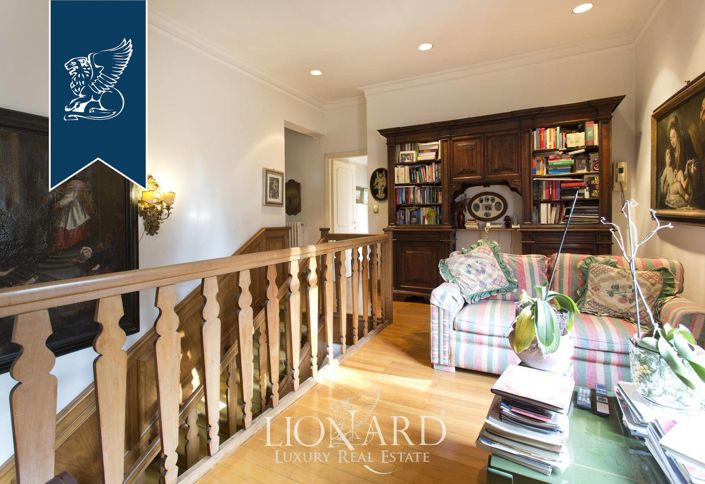 Image No.32-10 Bed Villa for sale