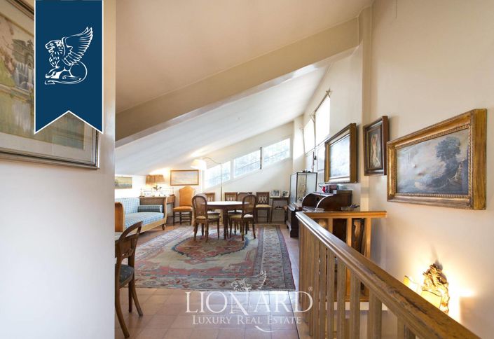 Image No.37-10 Bed Villa for sale