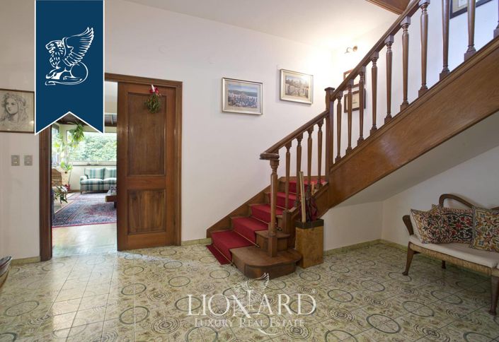 Image No.41-10 Bed Villa for sale