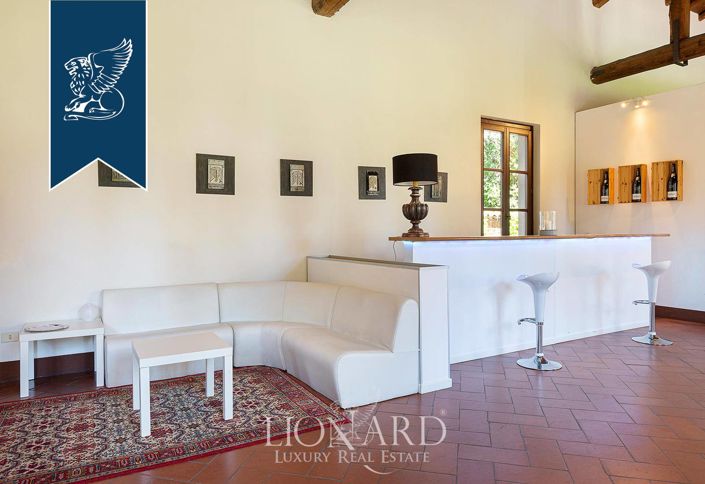 Image No.30-42 Bed Villa for sale