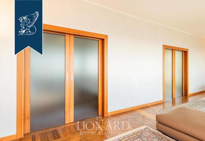 Image No.26-5 Bed Villa for sale