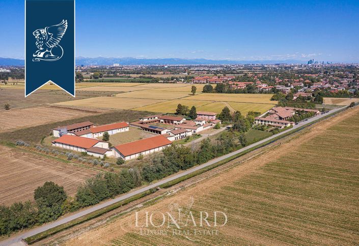 Image No.44-15 Bed Villa for sale