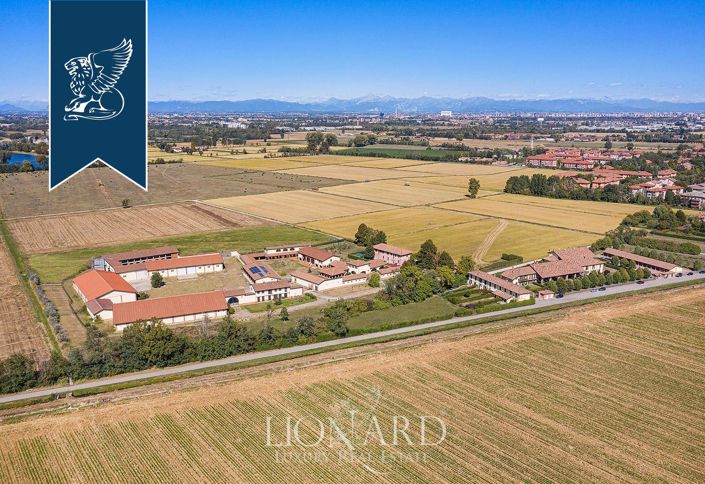 Image No.45-15 Bed Villa for sale