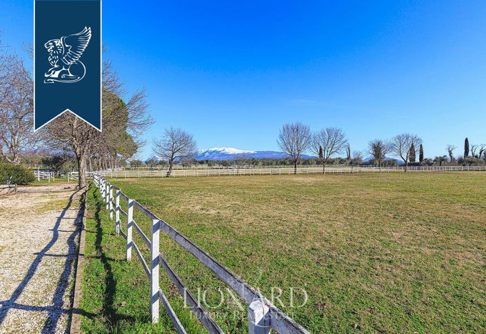 Image No.23-10 Bed Villa for sale