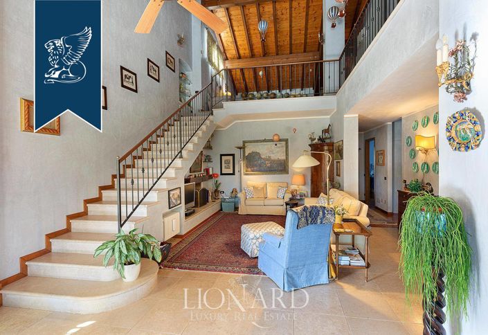 Image No.35-10 Bed Villa for sale