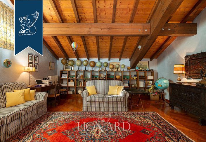 Image No.40-10 Bed Villa for sale