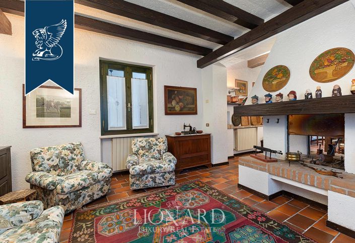 Image No.58-10 Bed Villa for sale