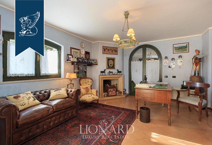 Image No.59-10 Bed Villa for sale