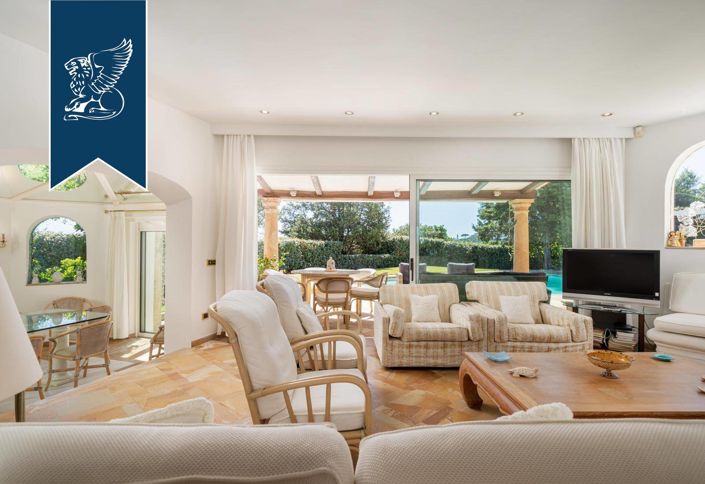 Image No.18-4 Bed Villa for sale