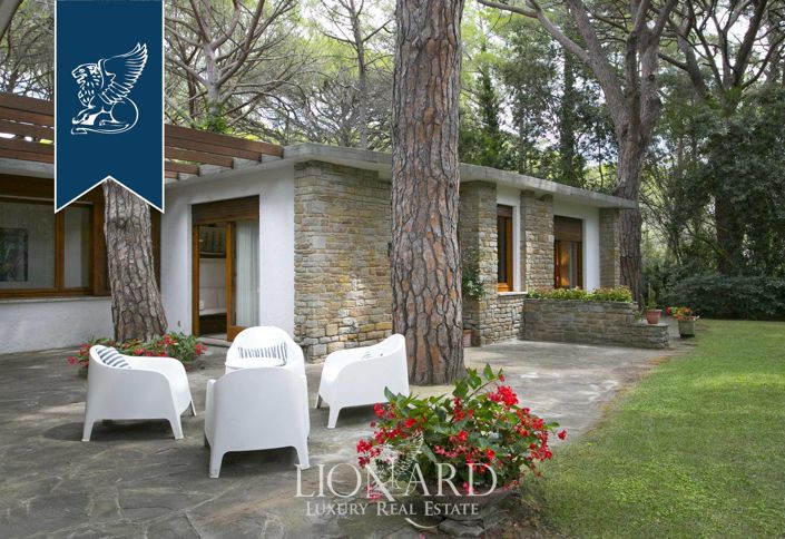 Image No.19-5 Bed Villa for sale