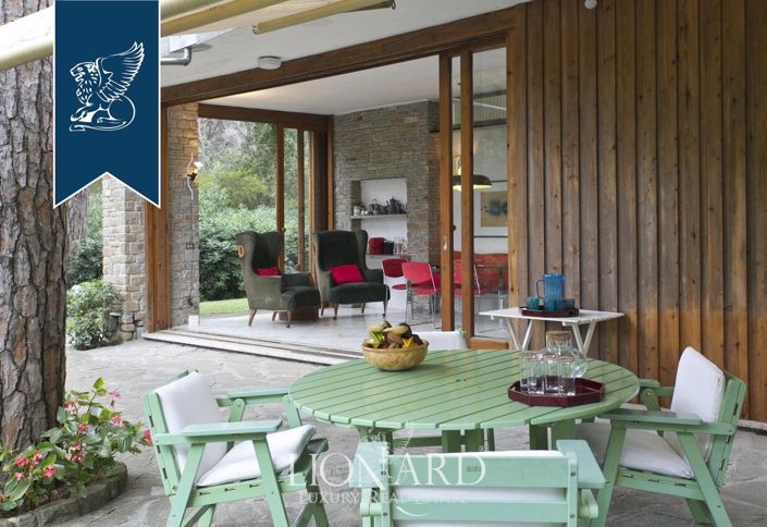 Image No.20-5 Bed Villa for sale