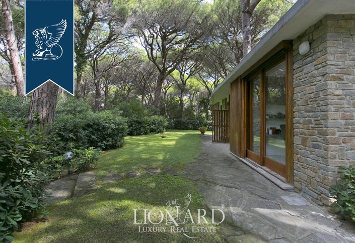 Image No.21-5 Bed Villa for sale